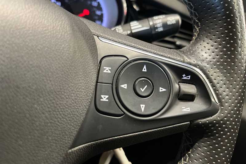 Used Vauxhall Insignia 2020 for sale - 78189140: Photo 22