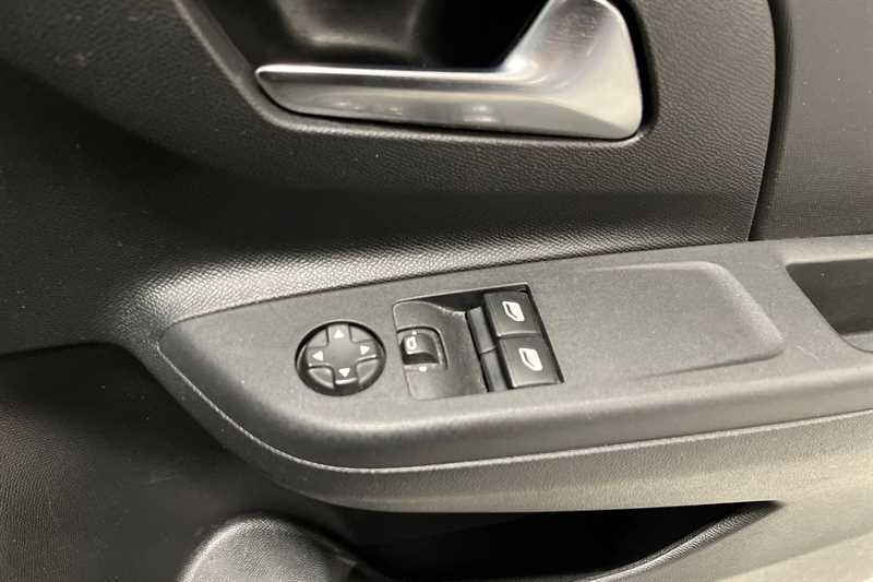 Used Vauxhall Corsa for sale - 77843866: Photo 16