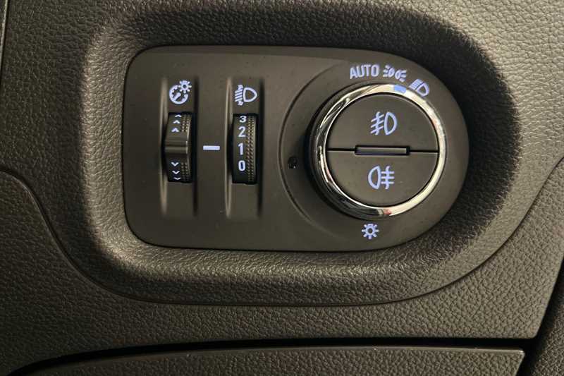 Used Vauxhall Astra 2018 for sale - 77567082: Photo 26