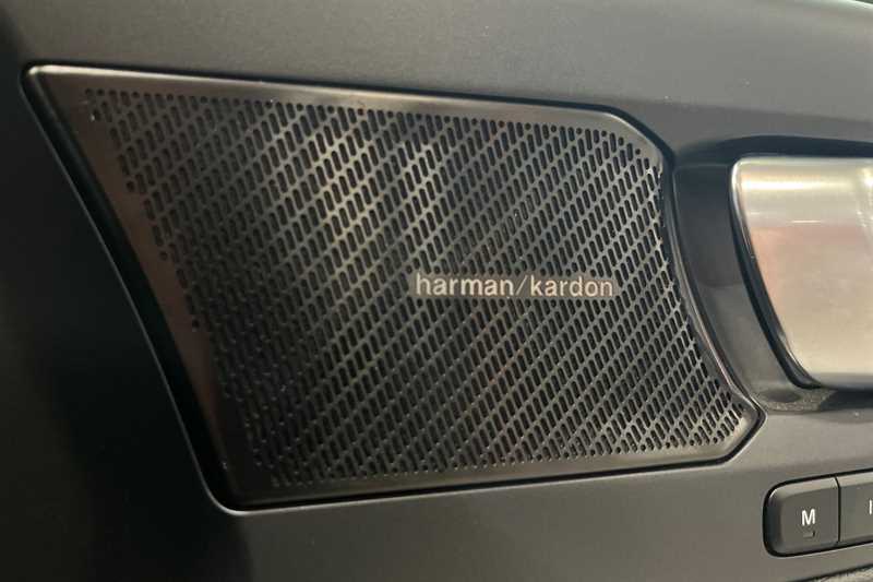 Used Volvo XC40 2022 for sale - 76790667: Photo 27