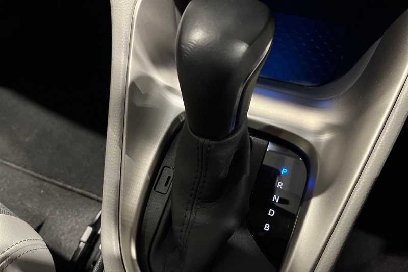 Used Toyota Yaris 2023 for sale - 76448759: Photo 42