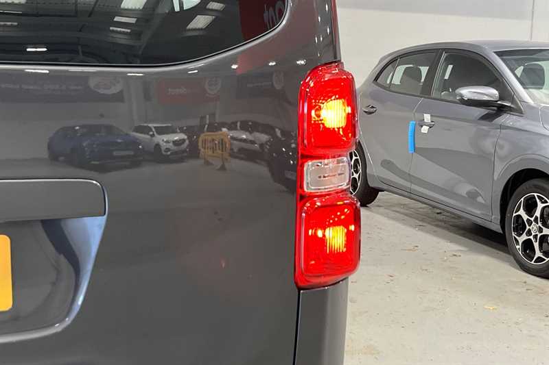 Used Vauxhall Vivaro Life 2024 for sale - 76732827: Photo 32