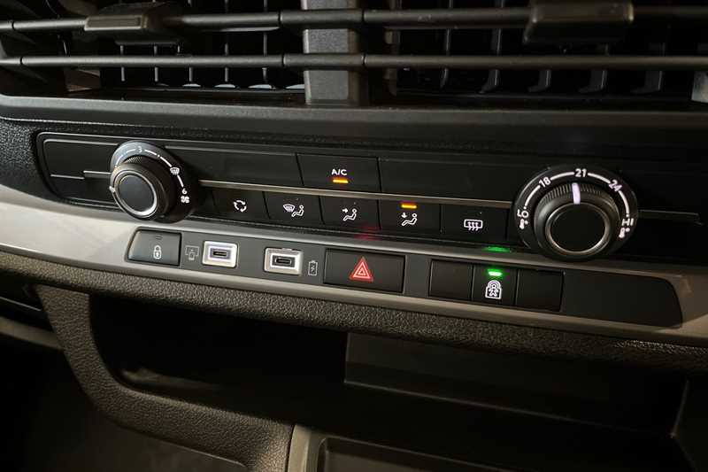 Used Vauxhall Vivaro Life 2024 for sale - 76732827: Photo 40