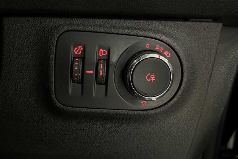 Used Vauxhall Corsa 2019 for sale - 78217849: Photo 26