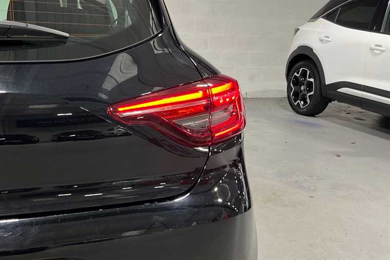 Used Renault Clio 2023 for sale - 78221843: Photo 32