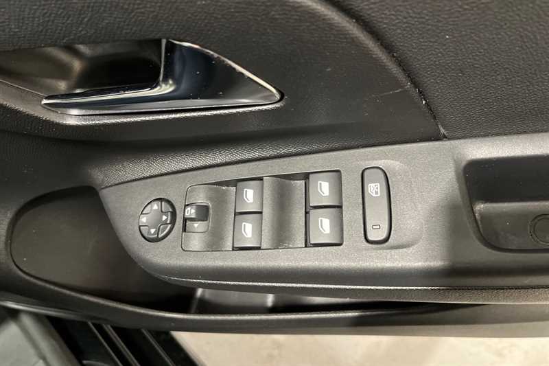 Used Vauxhall Corsa 2023 for sale - 76096681: Photo 16