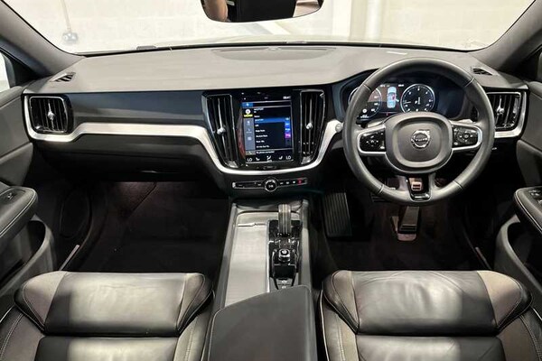 Used Volvo V60 2021 for sale - 75117366: Photo 13