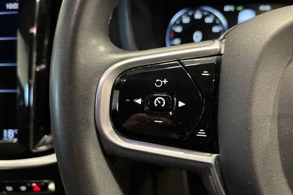 Used Volvo V60 2021 for sale - 75117366: Photo 21