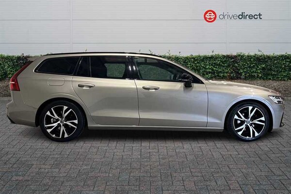 Used Volvo V60 2021 for sale - 75117366: Photo 2