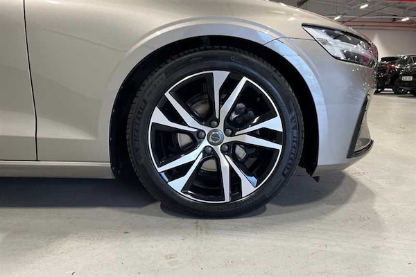 Used Volvo V60 2021 for sale - 75117366: Photo 9