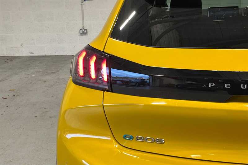Used Peugeot 208 2022 for sale - 76775162: Photo 31