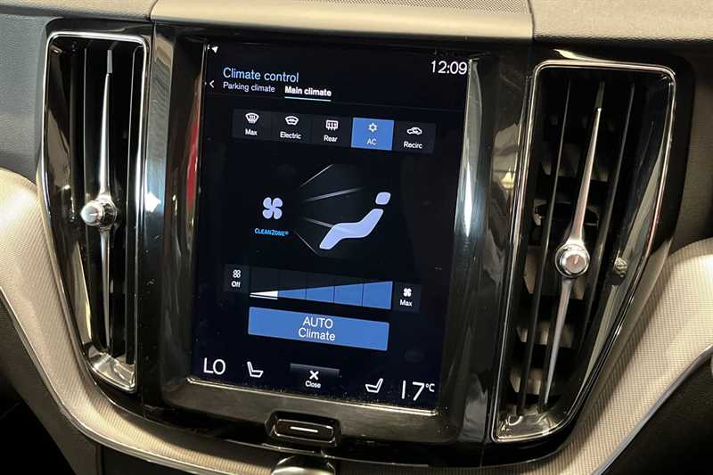 Used Volvo XC60 2021 for sale - 76462564: Photo 15