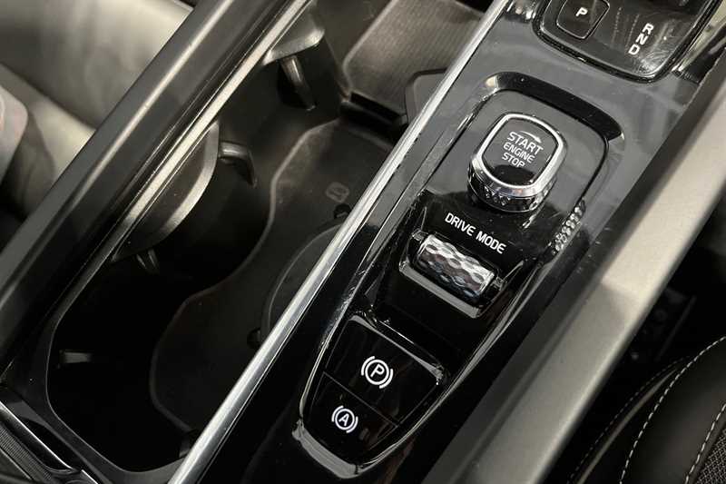 Used Volvo XC60 2021 for sale - 76462564: Photo 43