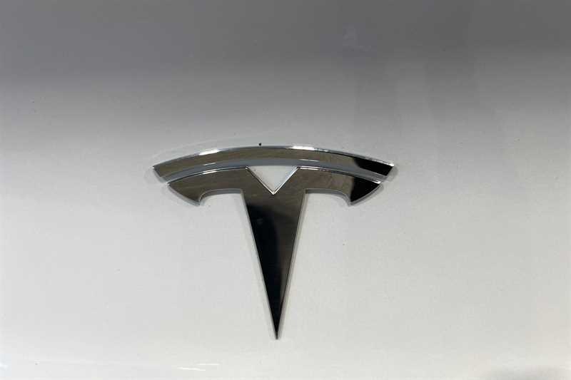 Used Tesla Model 3 2020 for sale - 76448819: Photo 30