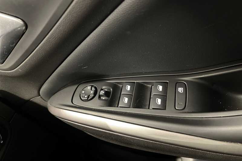 Used Vauxhall Grandland 2023 for sale - 78120245: Photo 16