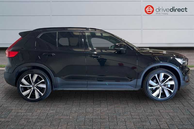 Used Volvo XC40 2022 for sale - 76852479: Photo 2