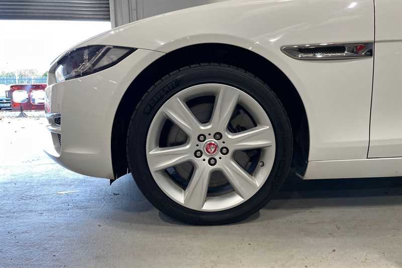 Used Jaguar XE 2018 for sale - 76462959: Photo 12