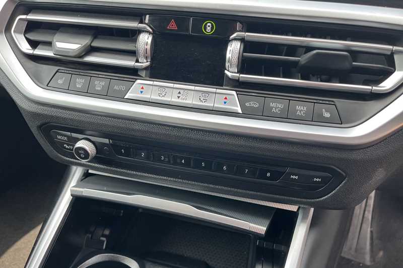 Used BMW 3 Series 2021 for sale - 76858389: Photo 15