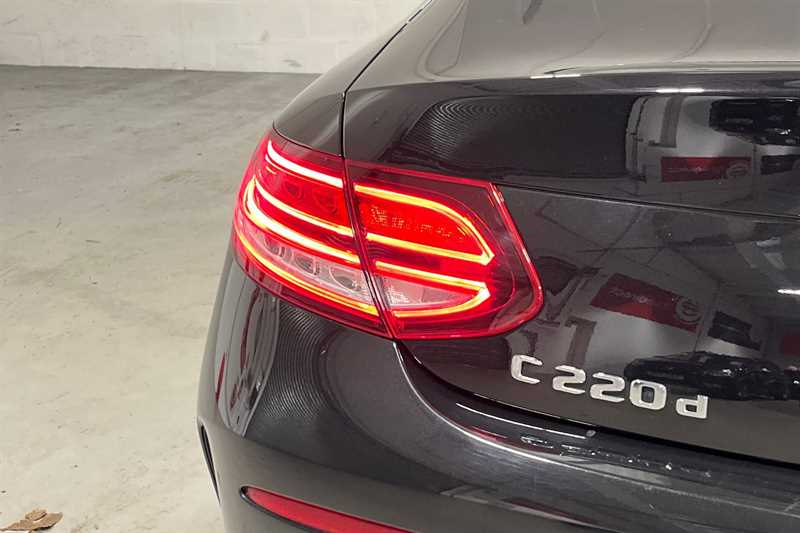 Used Mercedes-Benz C Class 2018 for sale - 77362720: Photo 31