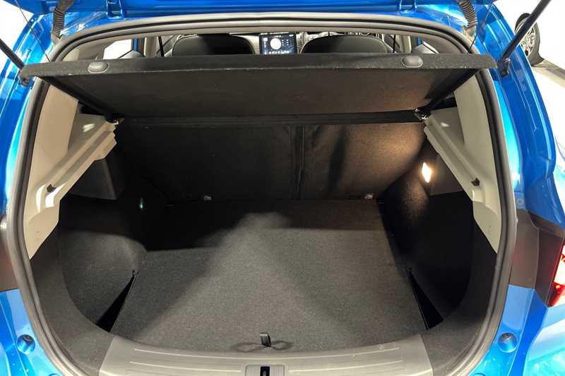 Used Renault Clio 2025 for sale - 77800923: Photo 25