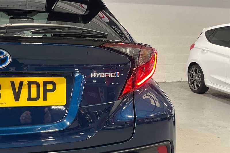 Used Toyota C-HR for sale - 77843714: Photo 32