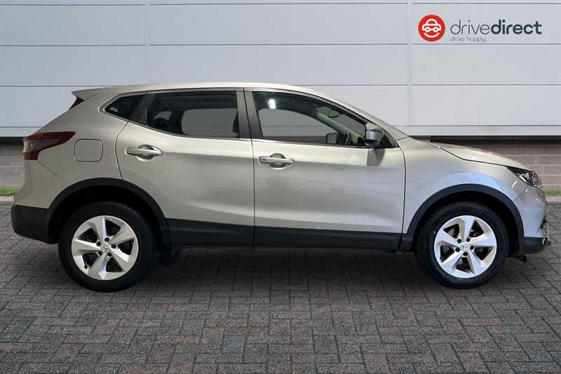 Used Nissan Qashqai 2020 for sale - 77800853: Photo 2