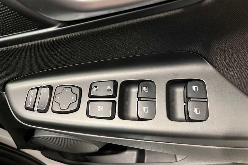 Used Hyundai KONA 2022 for sale - 76917537: Photo 16