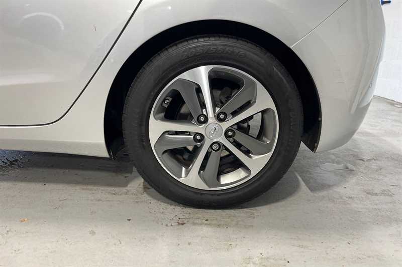 Used Hyundai i30 2015 for sale - 77914529: Photo 11