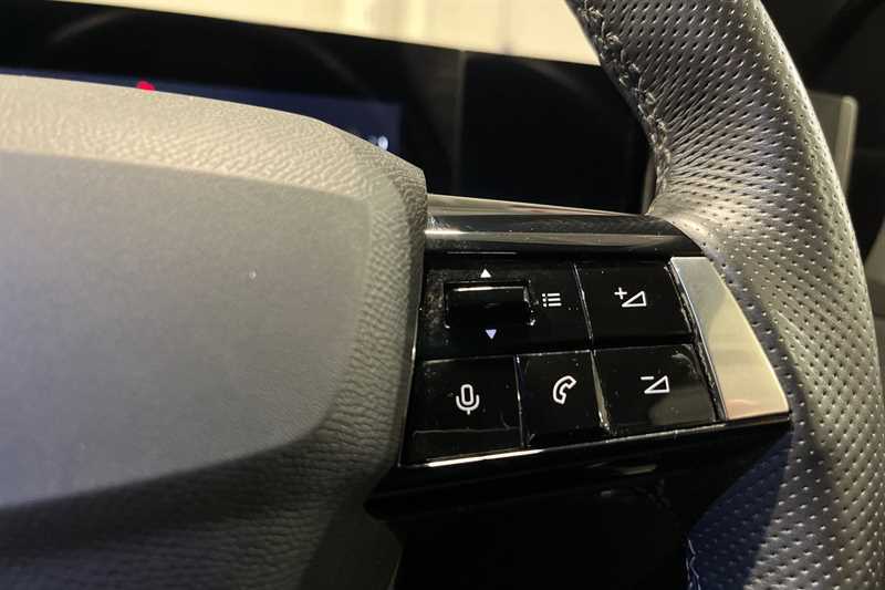 Used Vauxhall Astra 2024 for sale - 77843900: Photo 22