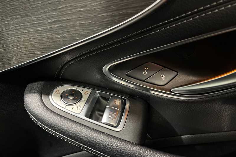 Used Mercedes-Benz C Class 2018 for sale - 77317449: Photo 16