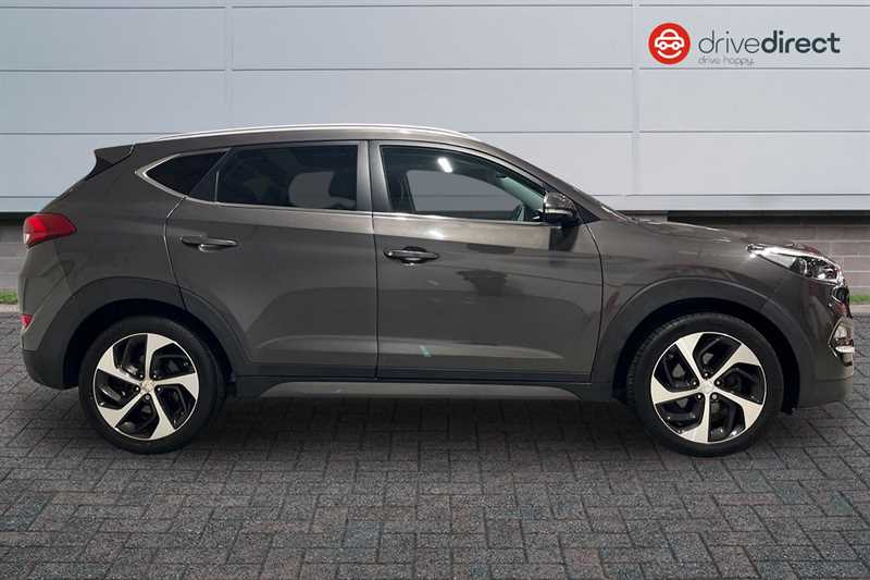Used Hyundai TUCSON 2015 for sale - 76930829: Photo 2
