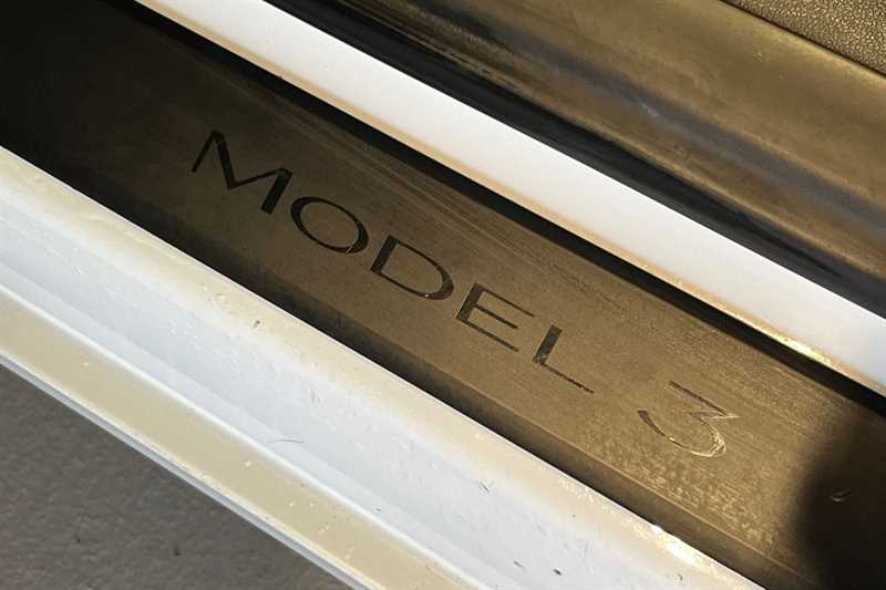 Used Tesla Model 3 2021 for sale - 78142448: Photo 30