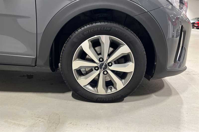 Used Kia Stonic 2023 for sale - 77699937: Photo 9