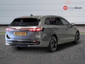 Used Volkswagen Passat 2025 for sale - 76449086: Photo