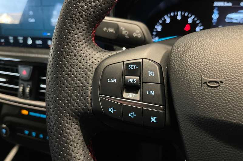 Used Ford Focus 2022 for sale - 77914853: Photo 21