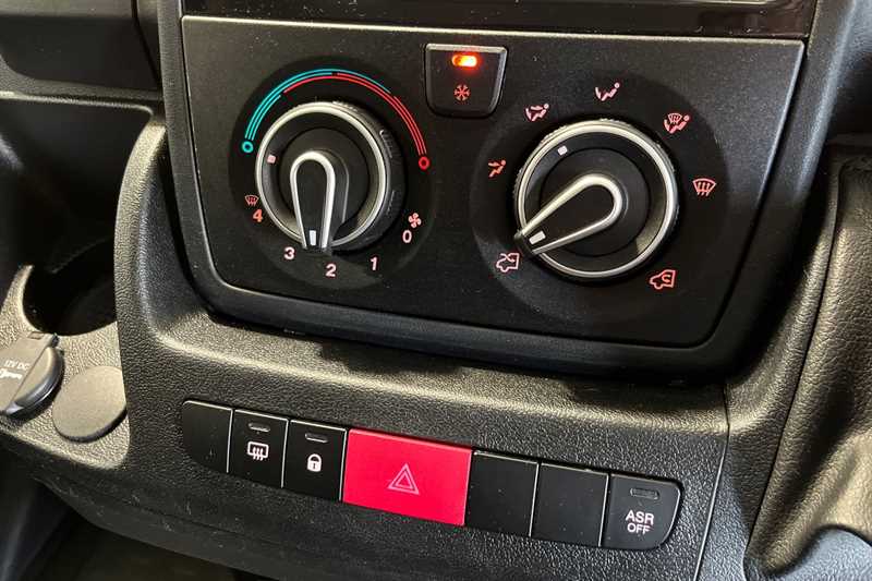 Used Vauxhall Movano 2024 for sale - 76853167: Photo 15