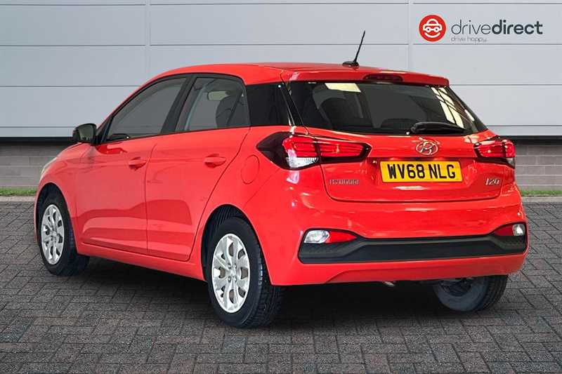Used Hyundai i20 2018 for sale - 76504124: Photo 5