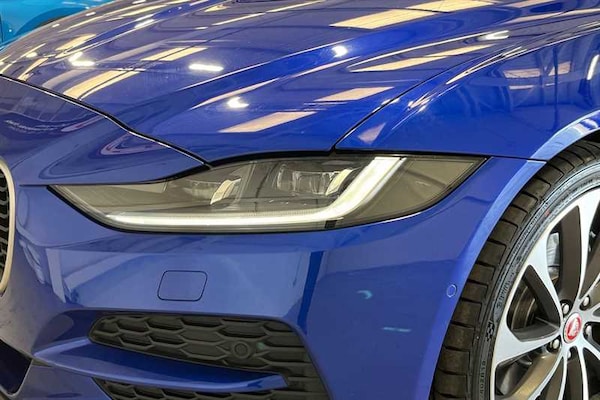 Used Jaguar XE 2019 for sale - 75672265: Photo 29
