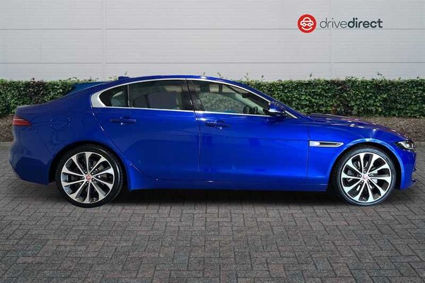 Used Jaguar XE 2019 for sale - 75672265: Photo 2