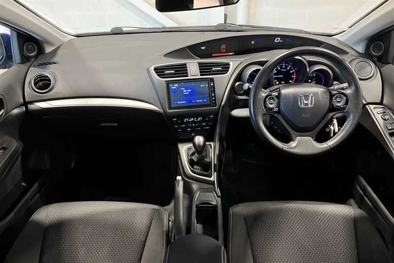 Used Honda Civic 2016 for sale - 77322600: Photo 13