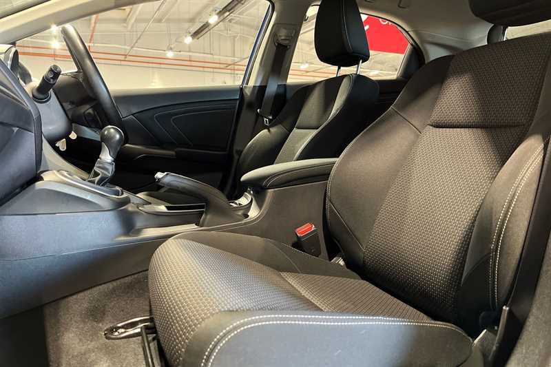 Used Honda Civic 2016 for sale - 77322600: Photo 23