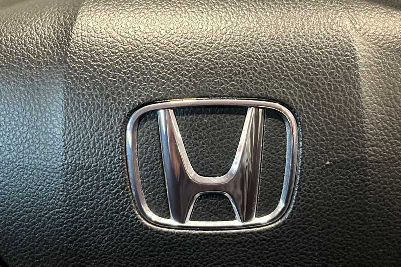 Used Honda Civic 2016 for sale - 77322600: Photo 37