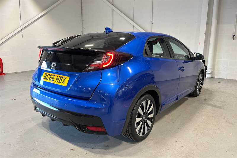 Used Honda Civic 2016 for sale - 77322600: Photo 40