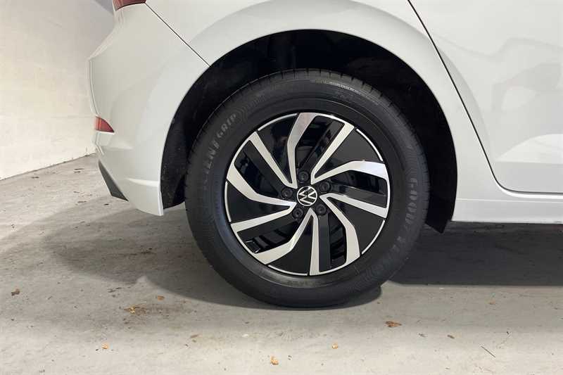 Used Volkswagen Polo 2022 for sale - 76204133: Photo 10