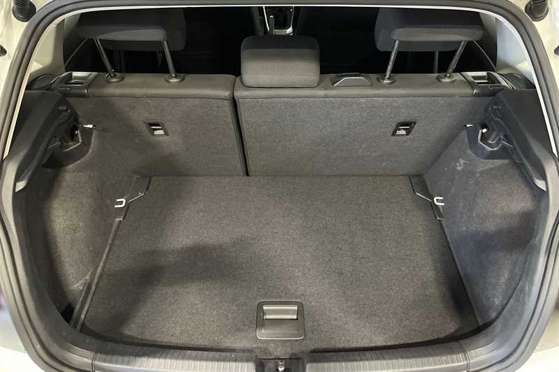 Used Volkswagen Polo 2022 for sale - 76204133: Photo 25
