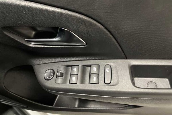 Used Vauxhall Corsa 2022 for sale - 76125089: Photo 16