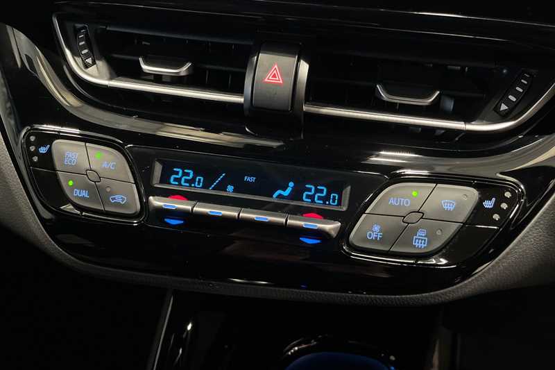 Used Toyota C-HR 2023 for sale - 77930066: Photo 15