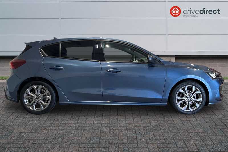 Used Ford Focus 2022 for sale - 77699948: Photo 2
