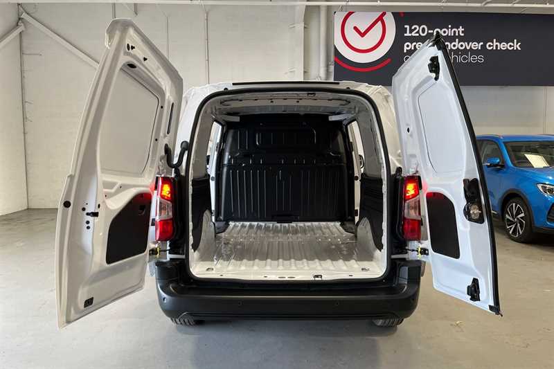 Used Vauxhall Combo 2024 for sale - 77317390: Photo 40