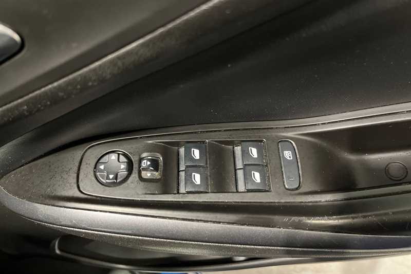 Used Vauxhall Grandland X 2019 for sale - 76242646: Photo 16